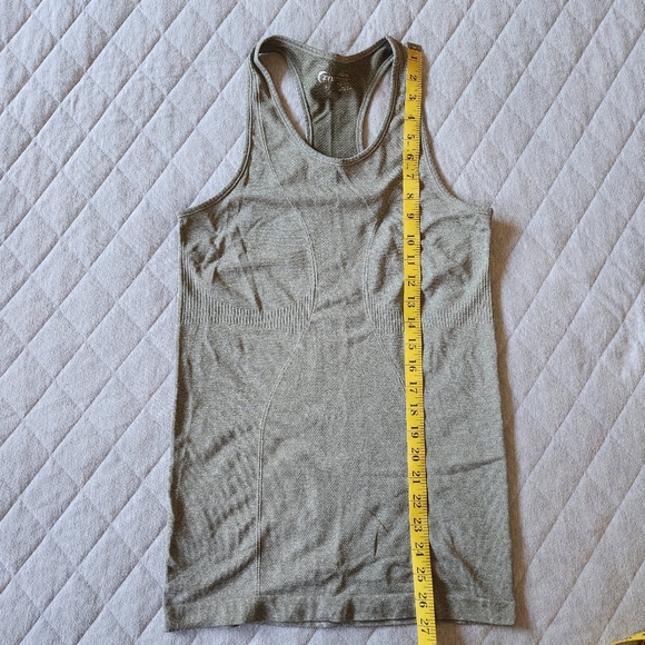 ⭐4/$20 Zyia Seamless Tank Top Small - Picture 8 of 8